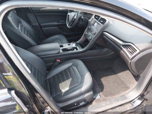 2017 FORD FUSION SE 5