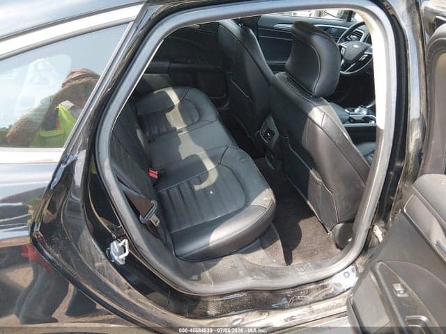 2017 FORD FUSION SE 8