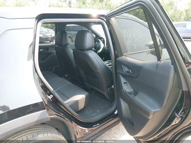 2026 CHEVROLET EQUINOX AWD LT 8