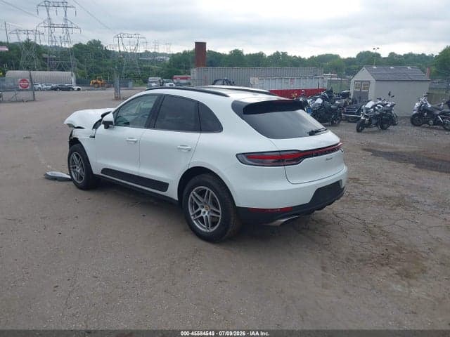 2021 PORSCHE MACAN 3