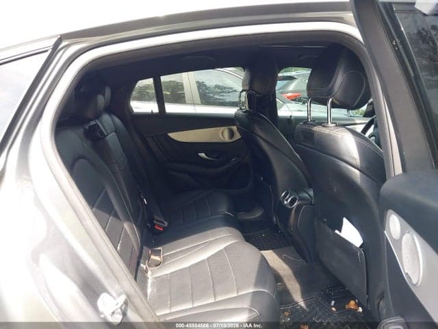 2019 MERCEDES-BENZ GLC 300 COUPE 4MATIC 8