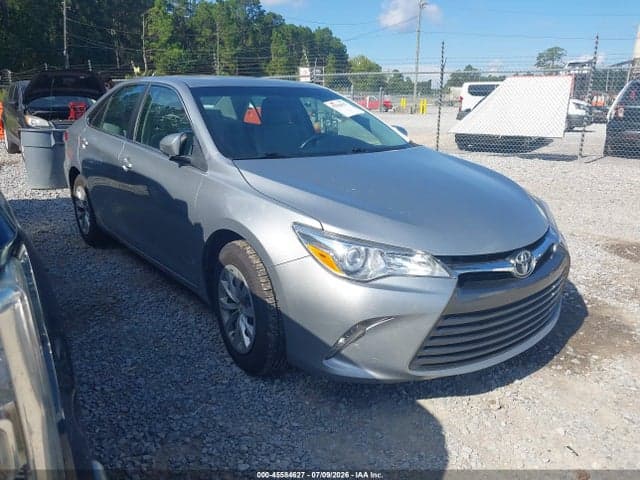 2017 TOYOTA CAMRY LE 1