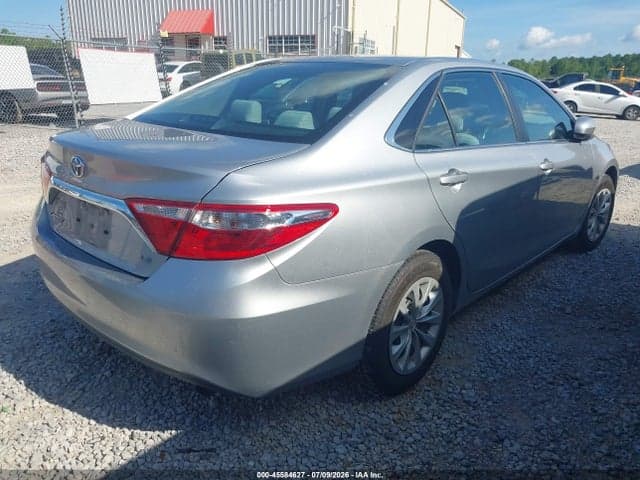 2017 TOYOTA CAMRY LE 4