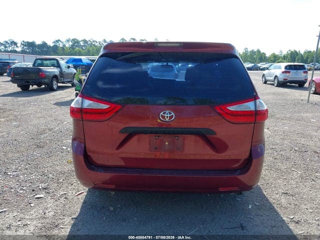 2017 TOYOTA SIENNA L 7 PASSENGER 16