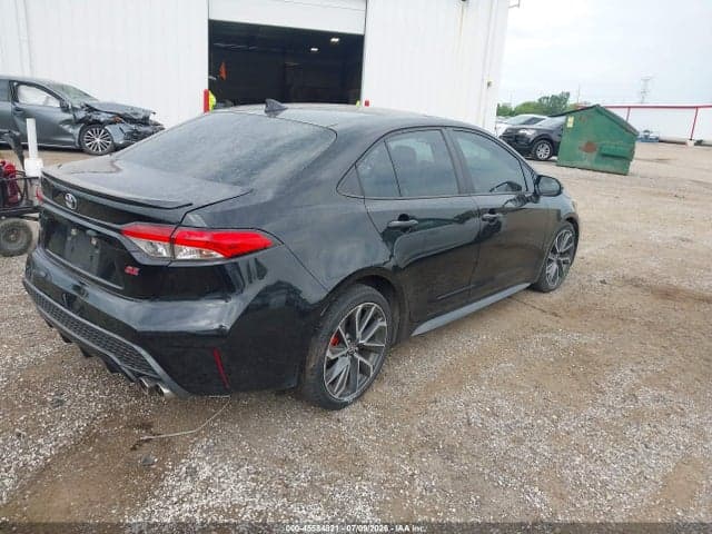 2021 TOYOTA COROLLA SE 4