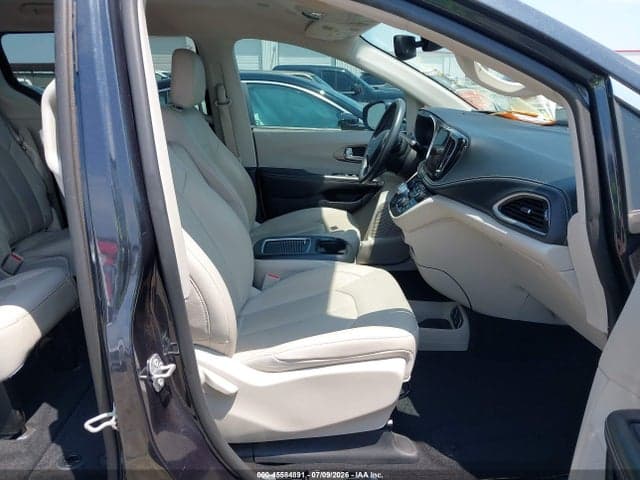 2021 CHRYSLER PACIFICA TOURING L 5