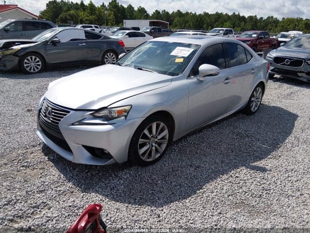 2016 LEXUS IS 200T 2