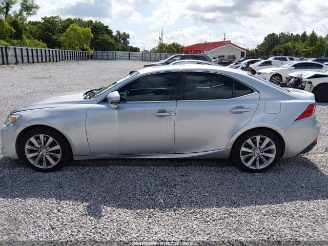 2016 LEXUS IS 200T 14
