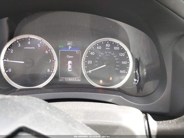 2016 LEXUS IS 200T 7