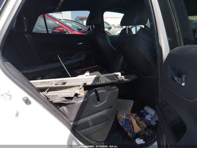 2021 TOYOTA VENZA XLE 8