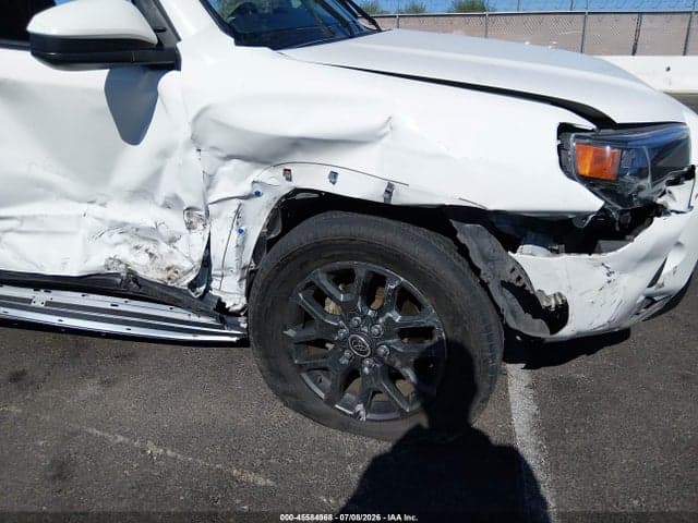2021 TOYOTA 4RUNNER SR5 6