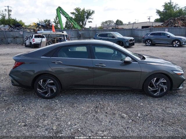2024 HYUNDAI ELANTRA SEL 13