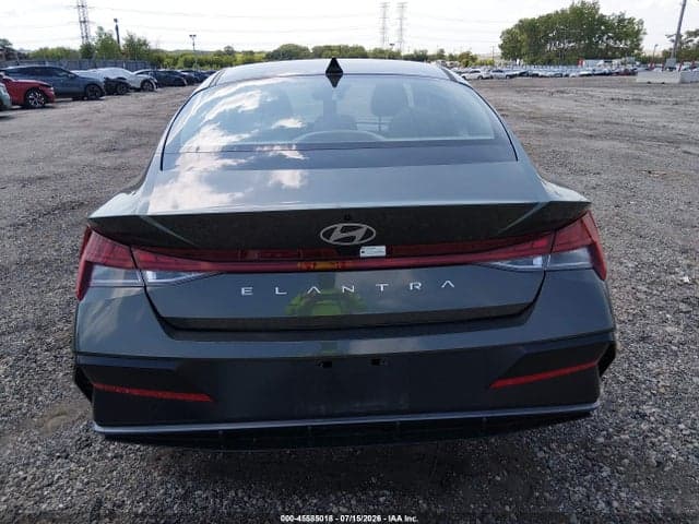 2024 HYUNDAI ELANTRA SEL 16