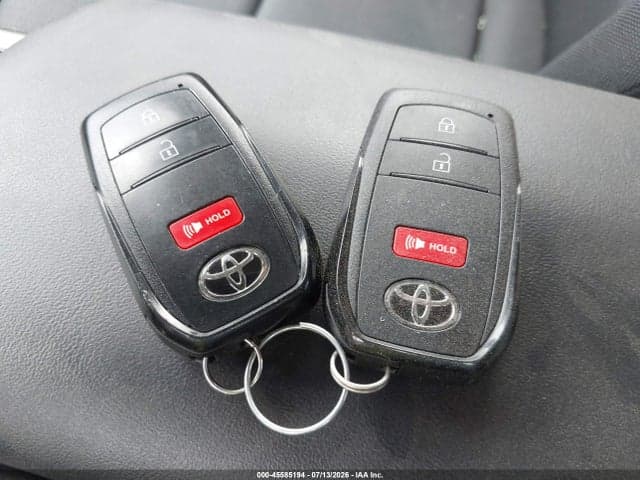 2024 TOYOTA PRIUS LE AWD-E 12