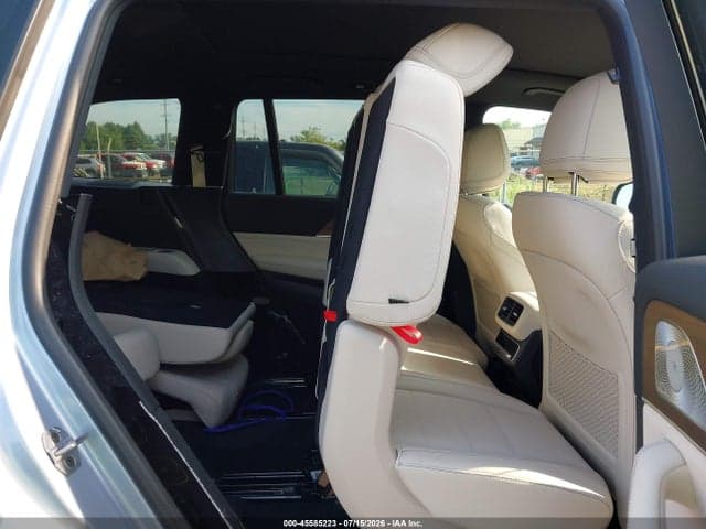 2025 MERCEDES-BENZ GLS 450 4MATIC 8