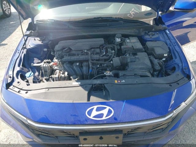 2024 HYUNDAI ELANTRA SE 10