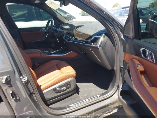 2026 BMW X5 PHEV XDRIVE50E 5