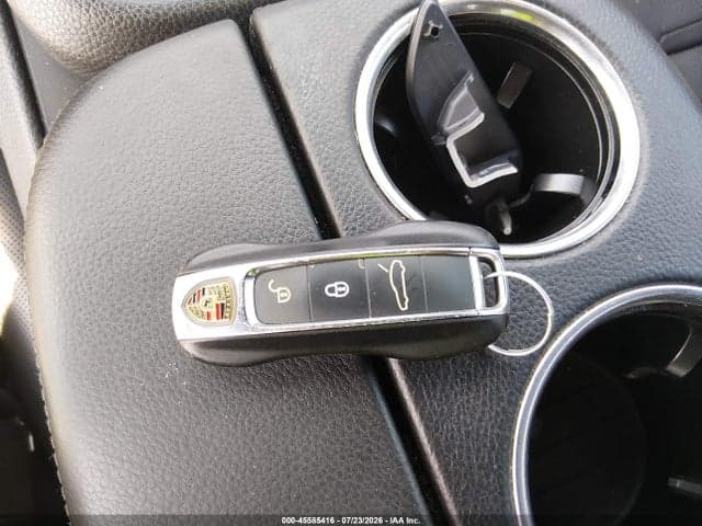 2018 PORSCHE PANAMERA 4S 11