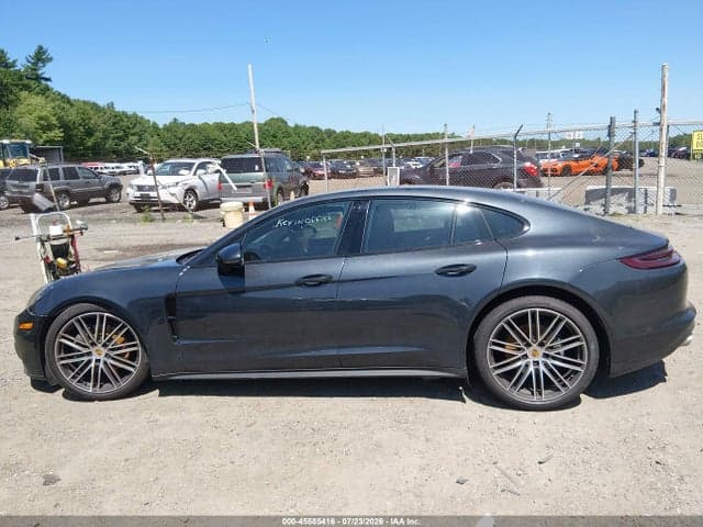 2018 PORSCHE PANAMERA 4S 14