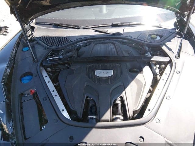 2018 PORSCHE PANAMERA 4S 10