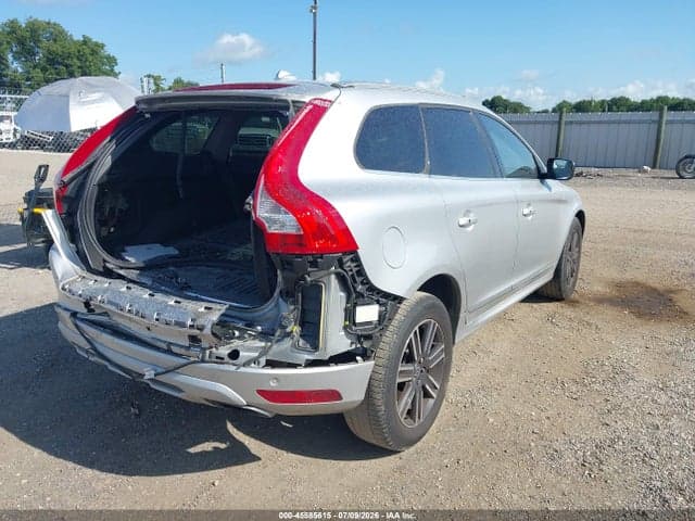 2017 VOLVO XC60 T5 DYNAMIC 4