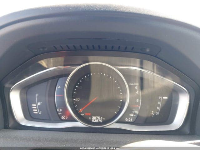 2017 VOLVO XC60 T5 DYNAMIC 7