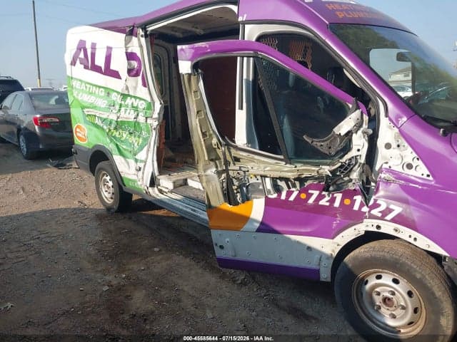 2019 FORD TRANSIT-150 17