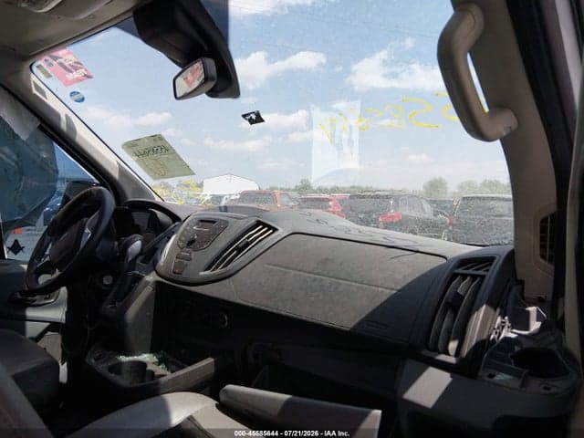 2019 FORD TRANSIT-150 5