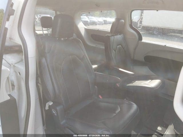 2017 CHRYSLER PACIFICA TOURING-L 8