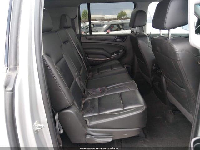 2016 CHEVROLET SUBURBAN LT 8