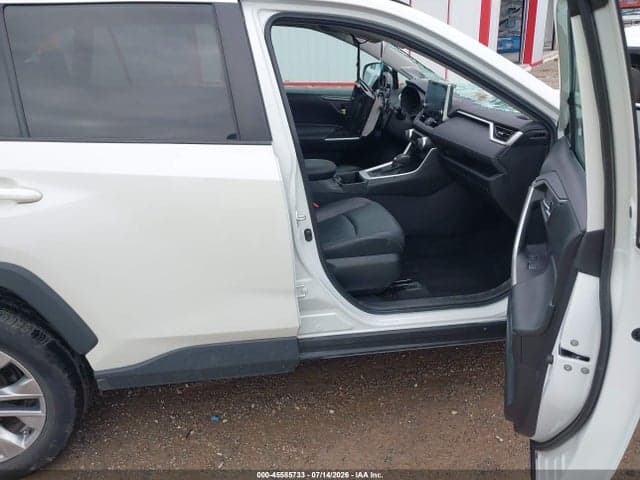 2022 TOYOTA RAV4 XLE PREMIUM 5