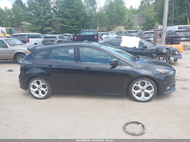 2017 FORD FOCUS ST 13
