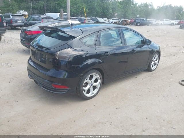 2017 FORD FOCUS ST 4