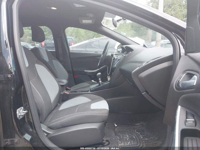 2017 FORD FOCUS ST 5