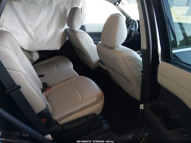 2025 NISSAN PATHFINDER SL FWD 8