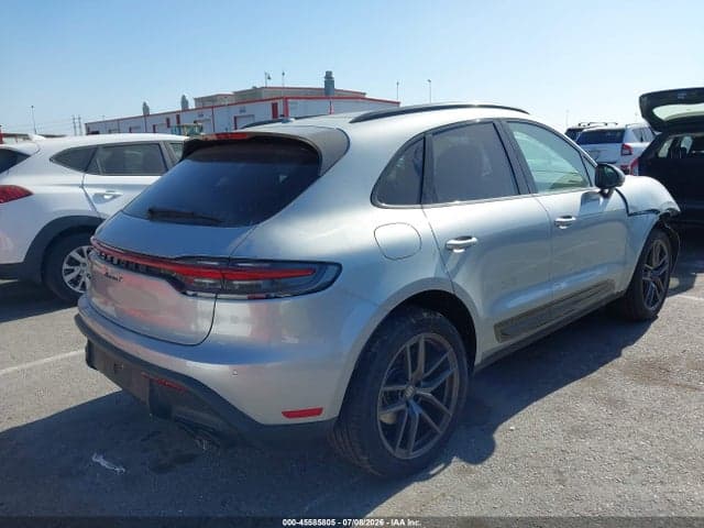 2025 PORSCHE MACAN T 4