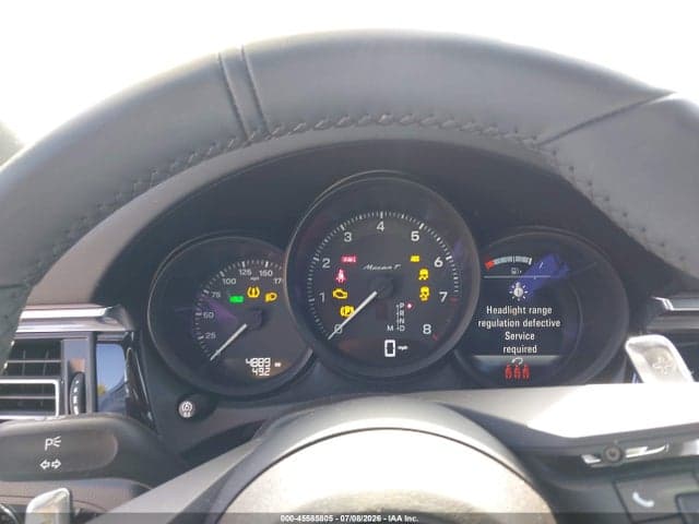 2025 PORSCHE MACAN T 7