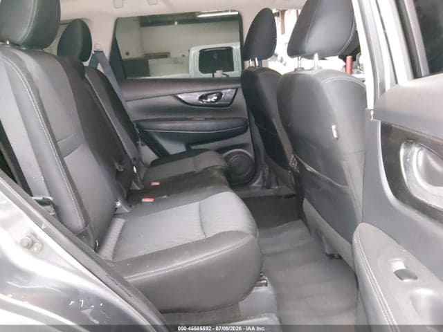 2018 NISSAN ROGUE S 8