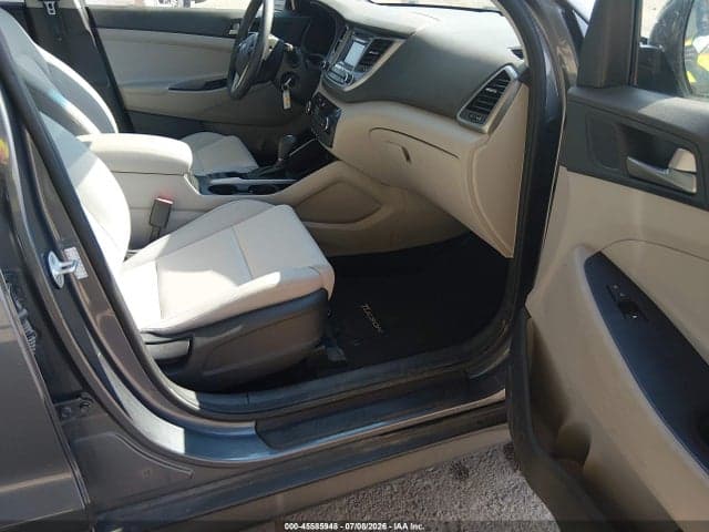 2018 HYUNDAI TUCSON SE 5