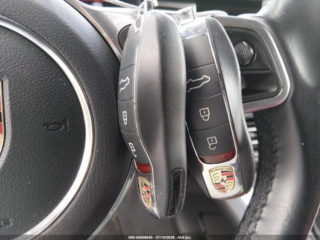 2021 PORSCHE MACAN S 11
