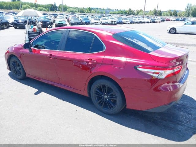 2018 TOYOTA CAMRY LE 3
