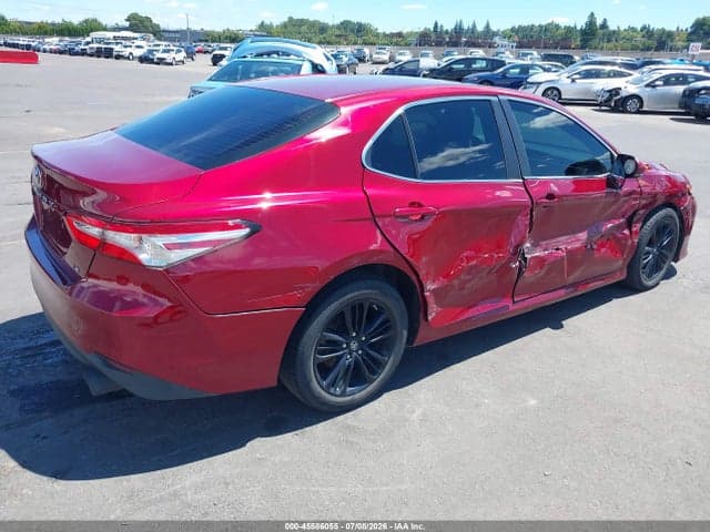 2018 TOYOTA CAMRY LE 4