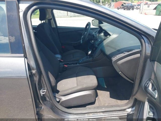 2018 FORD FOCUS SE 5