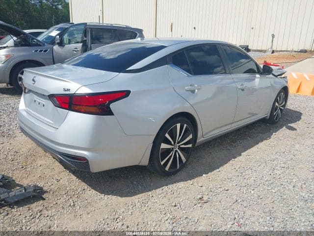 2020 NISSAN ALTIMA SR FWD 4