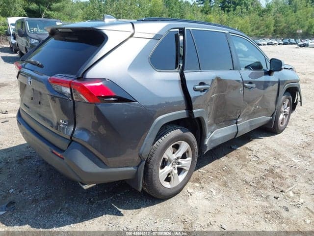 2020 TOYOTA RAV4 XLE 4