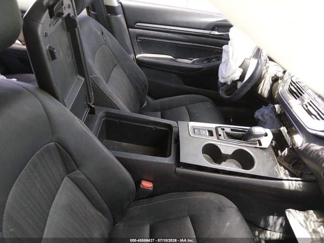 2019 NISSAN ALTIMA 2.5 SV 5