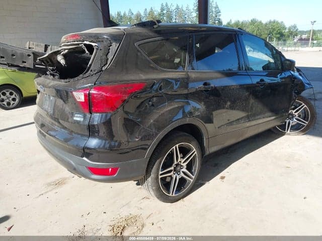 2019 FORD ESCAPE SEL 4