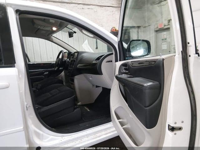 2017 DODGE GRAND CARAVAN SE 5