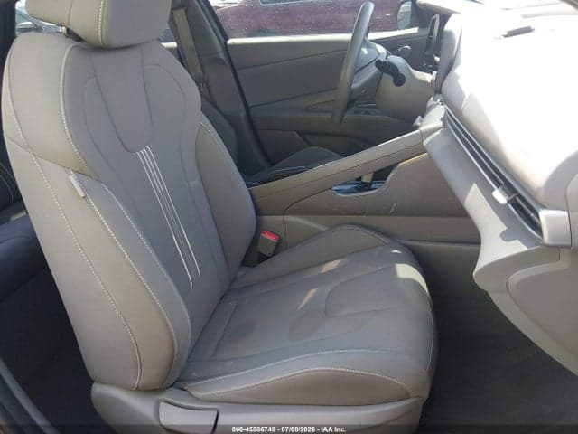 2022 HYUNDAI ELANTRA SEL 5