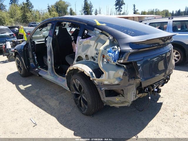 2026 TESLA MODEL Y PERFORMANCE ALL-WHEEL DRIVE 3